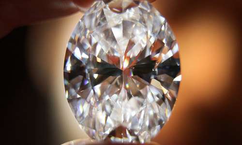 Un père dépense 12 millions d’euros en diamant pour sa fille