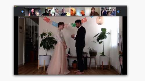 Un couple se marie sur Internet malgré le confinement