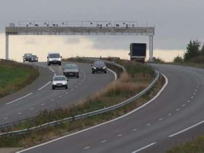 Belgique : un automobiliste contrôlé à 306 km/h, voici pourquoi il ne sera pas poursuivi la justice