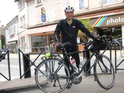 Aveyron : 1000 km de Paris à Montpellier en hommage à son grand-père