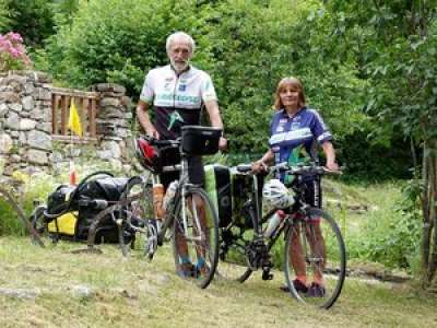 Ariège : à 62 et 65 ans, un tour de France à vélo autonome pour Jacky et Annick Grange