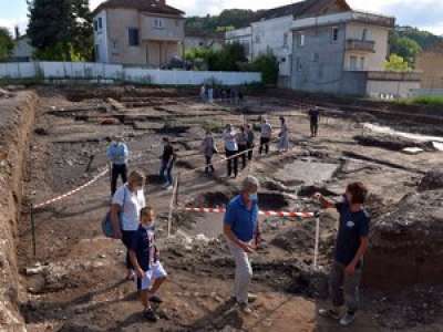 Lot : un complexe sportif antique découvert à Cahors lors de fouilles archéologiques près de pont Valentré