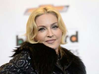 La maire d'Amiens interpelle Madonna en vidéo, lui demandant de lui prêter un tableau mystérieusement disparu