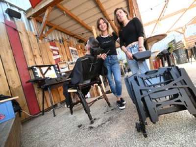 VIDEO. Cadillac Barber invente la première chaise de barbier nomade à Albi