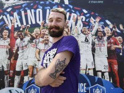 Un supporter du TFC s'est tatoué... la Coupe de France sur le bras !