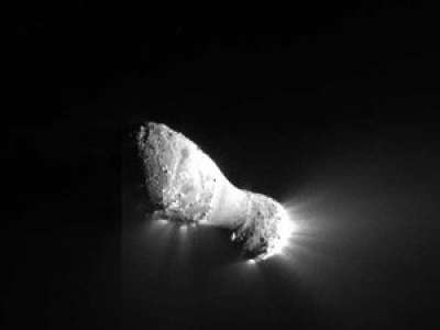 Comète Hartley 2 : un objet céleste fascinant visible tous les six ans... pourquoi il faut absolument l'observer et comment s'y prendre