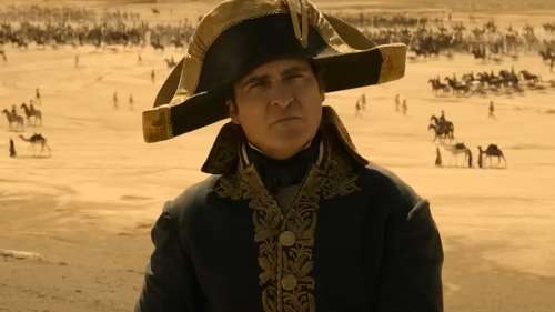 Joaquin Phoenix est fascinant en tant que Napoléon dans la bande-annonce du nouveau biopic de Ridley Scott