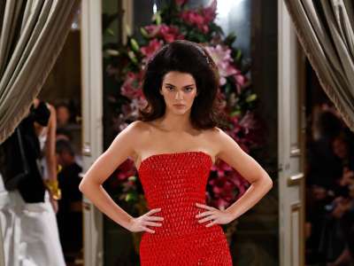Kendall Jenner et Bad Bunny Star dans la nouvelle campagne Gucci ensemble au milieu d’une romance