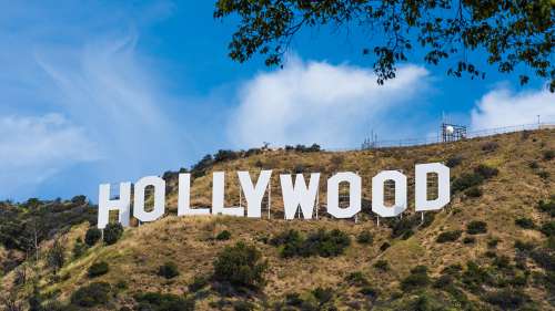 Un criminel potentiel menace de faire exploser le panneau Hollywood et appelle de mauvais flics