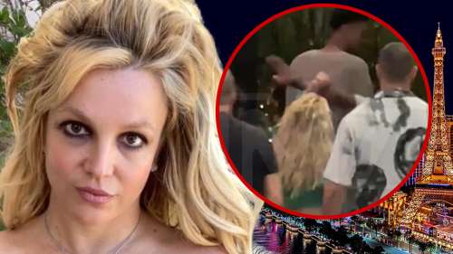 Britney Spears fait son retour à Vegas pour les vacances après la gifle de Wemby