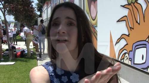Alexa Nikolas, star de “Zoey 101”, proteste contre l’environnement de travail dangereux chez Nickelodeon