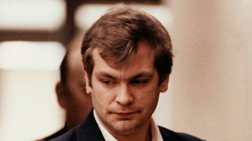 Le procureur Jeffrey Dahmer nie les préjugés raciaux et homophobes des flics