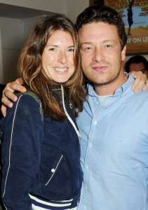 Jamie Oliver révèle une longue bataille « profondément effrayante » de Covid avec sa femme Jools