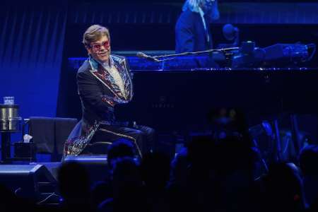 Elton John termine sa tournée d’adieu avec un spectacle “magique”: “What A Journey” ça a été