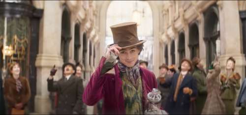 Timothée Chalamet joue un rôle emblématique dans la bande-annonce de “Wonka”
