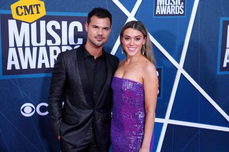 Taylor Lautner célèbre son premier anniversaire de mariage avec sa femme Taylor Dome Lautner