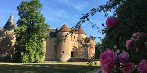 Historiens et chercheurs se sont penchés sur les jardins de la Renaissance lors d’un colloque à Ainay-le-Vieil