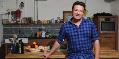 « Repas simples pour tous les jours », sur Paris Première : nouveau service en cuisine pour Jamie Oliver