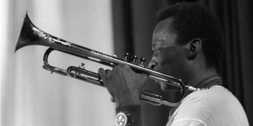 Sur Mezzo, aux frontières du free jazz, Miles Davis électrise la Salle Pleyel