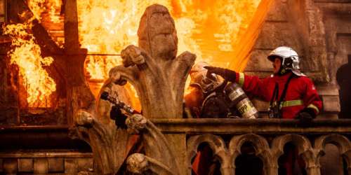 « Notre-Dame brûle » : retour de flamme sur grand écran