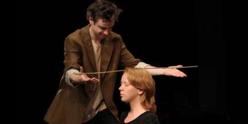 Théâtre : Peter Brook revient sur l’île magique de « La Tempête »