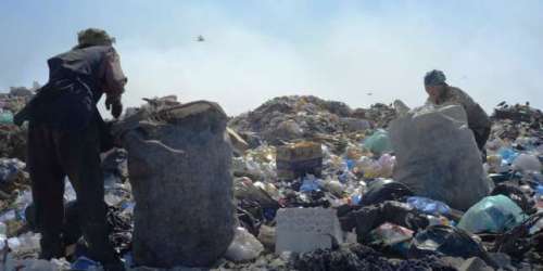 « La Colline » : sur une montagne de déchets, dans le Kirghizistan, des citoyens de seconde zone