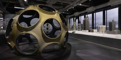 L’architecture XXL de Norman Foster investit le Centre Pompidou, à Paris