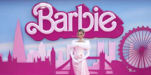 « Barbie » : « Ce film montre la manière dont le capitalisme et les “cols blancs” engloutissent les revendications politiques et sociales »