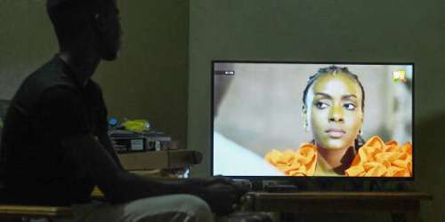 « Maîtresse d’un homme marié » : au Sénégal, les femmes brisent la loi du silence