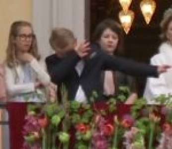 Sverre Magnus, le prince norvégien de 11 ans, fait un dab royal