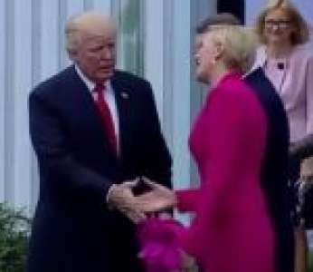 La première dame polonaise Agata Kornhauser-Duda met un vent à Donald Trump