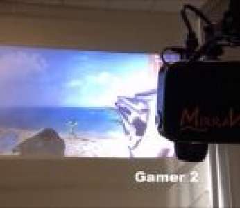 Jouer à un jeu vidéo ou regarder un film simultanément sur un même écran (MirraViz)