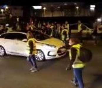 Un automobiliste renverse des gilets jaunes à un barrage à Montpellier