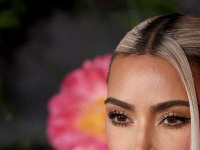 Kim Kardashian a supplié Kanye West de conserver ses Grammy Awards