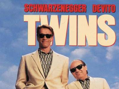 Danny DeVito voulait faire une suite de Jumeaux avec Arnold Schwarzenegger