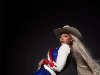 «Cowboy Carter»: Beyoncé secoue le country et séduit la critique