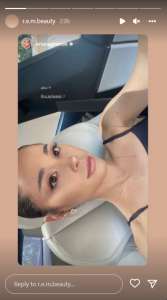 Ariana Grande partage un rare selfie sans maquillage