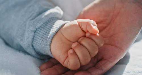 Kyte Baby Backlash souligne pourquoi le congé d’adoption est important