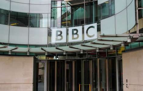Chaos à la BBC après la suspension d’un présentateur vedette