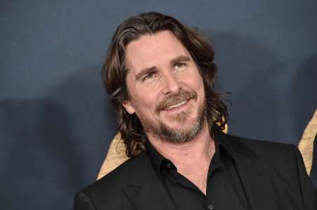 The Pale Blue Eye avec Christian Bale fonctionne mais il devrait être accompagné d’une étiquette d’avertissement sur la fin