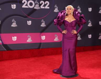 Christina Aguilera est devenue Evil Stepmother aux Latin Grammys et What Else le 18 novembre 2022