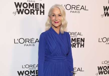 Les cheveux de Dame Helen Mirren sont vraiment très beaux lors de cet événement des ambassadeurs de L’Oréal et What Else du 23 novembre 2023