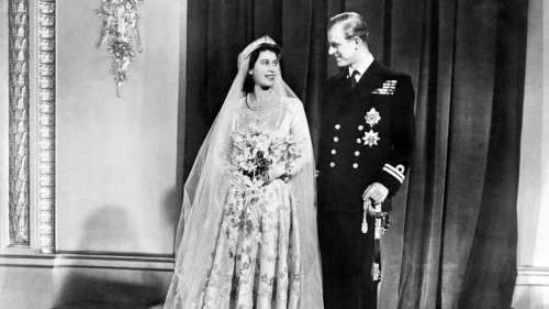 Elizabeth II et le prince Philip fêtent leurs 73 ans de mariage avec l'aide de George, Charlotte et Louis