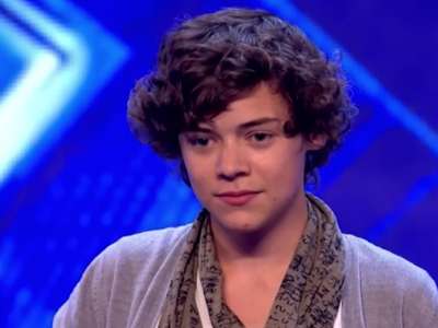 L’audition complète de “X Factor” de Harry Styles comprenait une chanson de train, des plaisanteries de boulangerie avec Simon Cowell