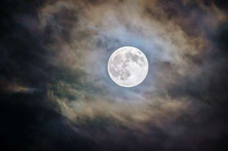 Super lune du 1er août : cet effet pas anodin qu’elle a sur votre santé
