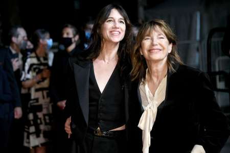Charlotte Gainsbourg a 52 ans : terrible anniversaire pour la fille de Jane Birkin en deuil