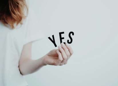 People pleaser : les conseils d’une psychologue pour arrêter de dire oui à tout