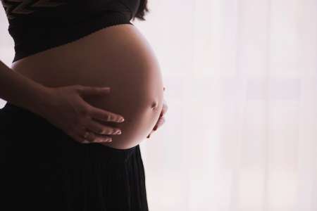 TÉMOIGNAGE. “Je ne crois pas à la contraception, j’ai passé 15 ans de ma vie enceinte”