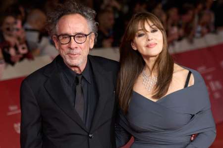 Monica Bellucci et Tim Burton : leur premier tapis rouge officiel en couple en images