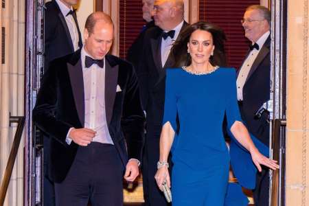 Kate époustouflante au bras de William : découvrez le prix de sa robe de gala pour l’événement gotha de cette fin d’année